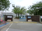 新郷東小学校