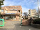 小学校（2024年12月撮影）