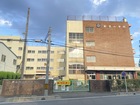 戸田市立新曽小学校　徒歩6分（430ｍ）