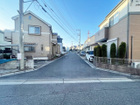 【全面道路】船橋あおぞら保育園分園・三咲小学校まで徒歩5分。お子様を育むのに向いた立地です。