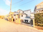 2022年12月外装・内装共にリフォーム履歴あり☆彡閑静な住宅地内、北側にお庭付きの物件です！