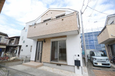 足立区六木３丁目 戸建て