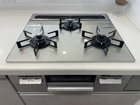 【キッチン】３口コンロでお料理がはかどります。