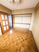 【玄関側居室】