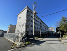 とよはるサンハイツD棟