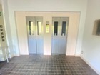 【エレベーターホール】2基稼働中