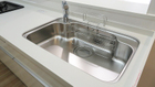表面が滑らかで汚れがつきにくく、お手入れがしやすいステンレスシンク（2026年2月）撮影