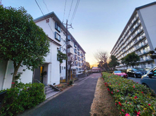 吉川駅前住宅10号棟