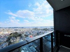 【住戸からの眺望】バルコニーからは市街地が一望出来ます。眼下に広がるパノラマをご家族でお楽しみ頂けます！