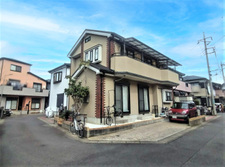 草加市瀬崎５丁目　戸建