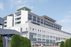 千葉西総合病院は千葉県松戸市の総合病院。心臓病センター・大動脈センターへは全国から患者が来院。各診療科に最新鋭医療機器を配備。