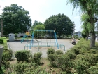 【木づくり公園】　千葉県松戸市にある都市公園（街区公園）です。ブランコ、すべり台があります。