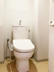 ■トイレは快適な温水洗浄便座機能付き
