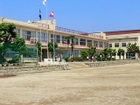 千葉県野田市の中央地区にある公立中学校