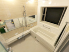 【浴室】浴室暖房乾燥機とミストサウナ機能搭載のバスルーム。浴室がリラクゼーション空間に変わります！