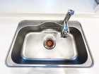 ■キッチン水栓は浄水カートリッジ内蔵のシングルレバー水栓採用です！シャワーヘッドを引き出せるのでお掃除にも便利です！
