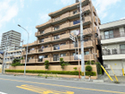 JR埼京線戸田公園駅より徒歩11分の閑静な住宅街にある地上6階建てのマンションです