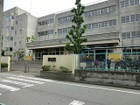 本校は、昭和５３年度に八潮市立第九小学校として開校し、今年度（令和５年度）で４５年目の学校