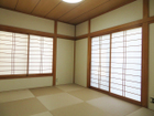 琉球畳がお洒落雰囲気を演出してくれる約6帖の1階和室