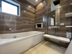 【浴室】TVモニター付！アクセントパネルのおしゃれなバスルームです！