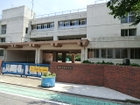 南小学校　徒歩8分（600ｍ）