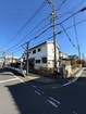 【前面道路】北西側15ｍ公道はガードレールにより歩道が確保されています